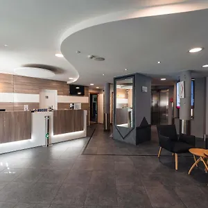 Hotel Ibis Styles Airport Aero 44