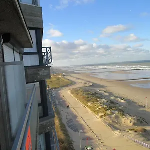 Studio On The Beach With Sea View Apartment Middelkerke